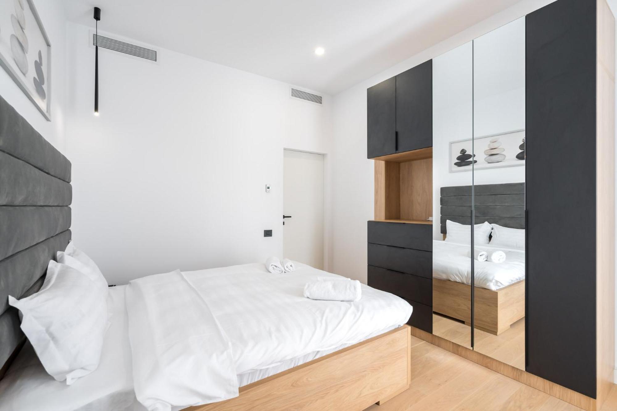 Eden - Elegant Retreat In Rosetti Luxury Lägenhet Bukarest Exteriör bild